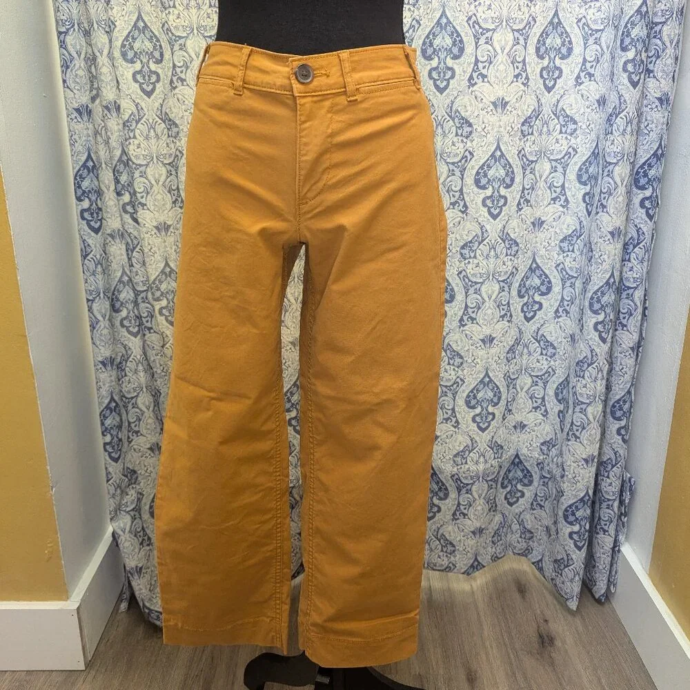 Old Navy Capris - Picture 2 of 5